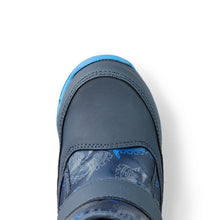 Load image into Gallery viewer, Strike Winter Boot
